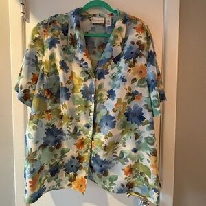 Short Sleeve Women’s Floral Shirt